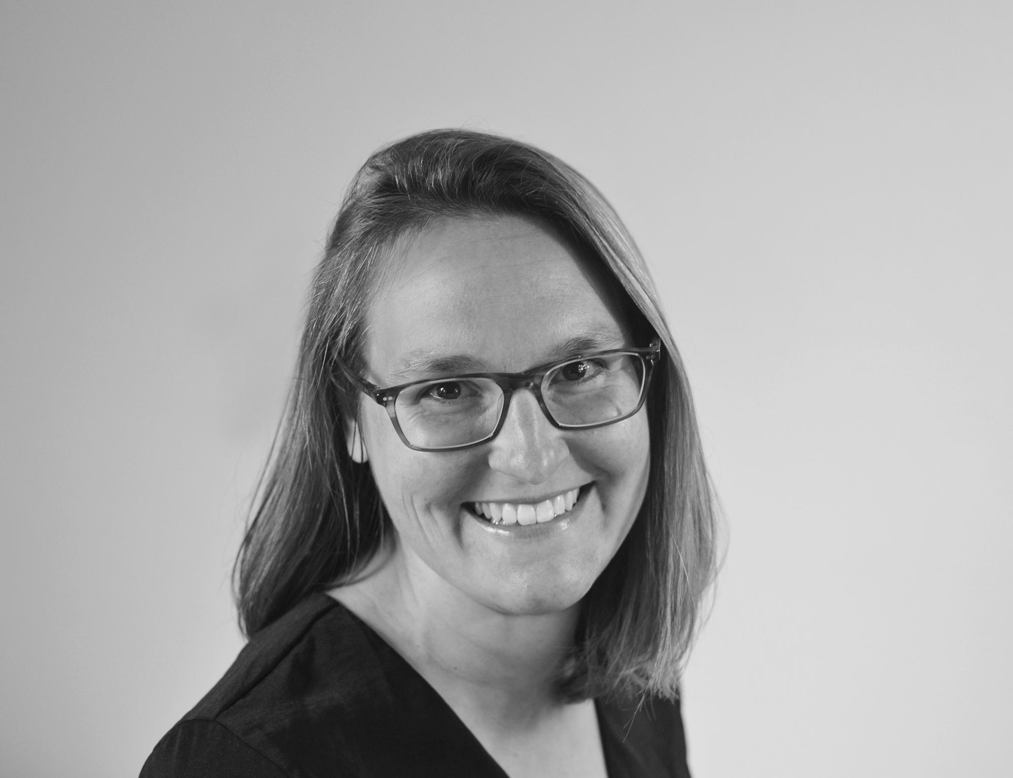 Sarah Ruediger headshot