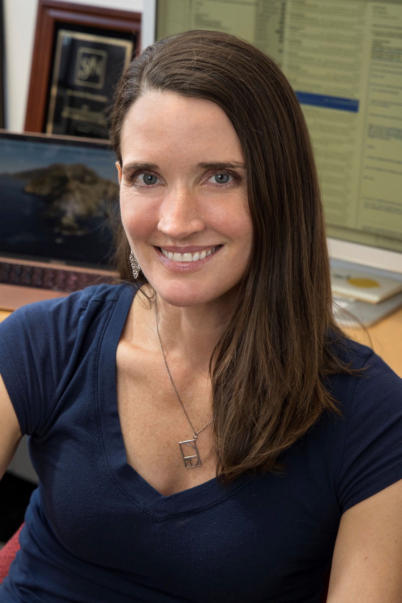Dr Anne Churchland
