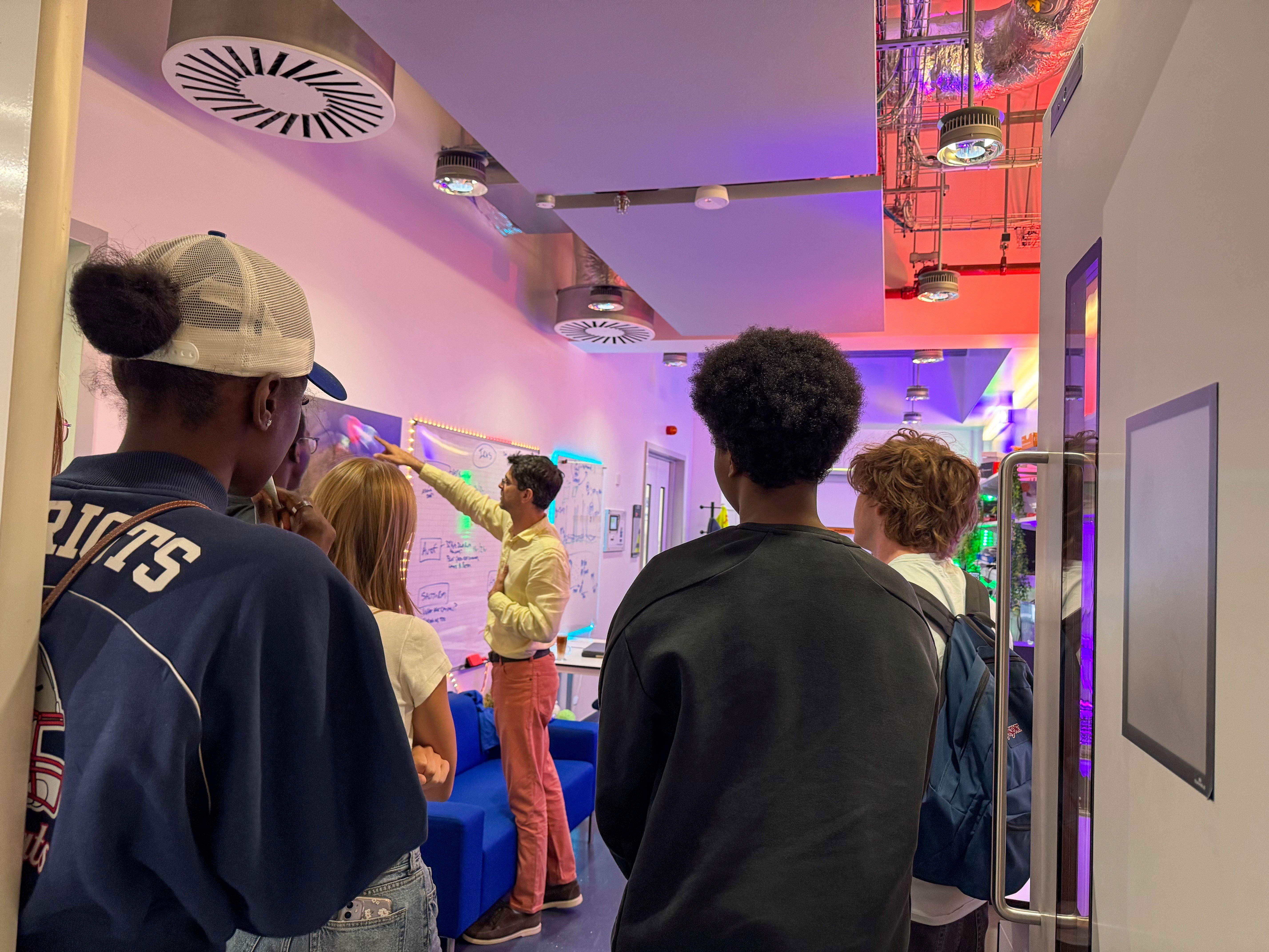 Photo of A-Level Students visiting the Advanced Microscopy Facilities at the Sainsbury Wellcome Centre.